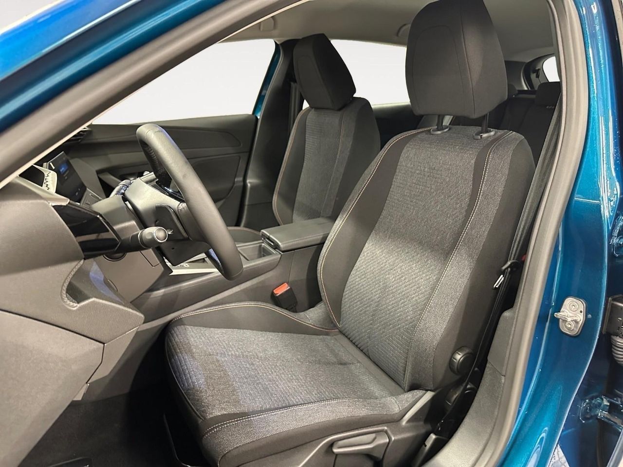 Peugeot 308 1.5 BLUEHDI 130 EAT8 STYLE GPS LL16 RADAR AR - foto 12