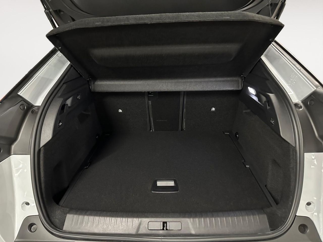 Peugeot 3008 N 1.2 MHEV 145 EDCS6 ALLURE GPS LL19 RADAR AR+C - foto 7