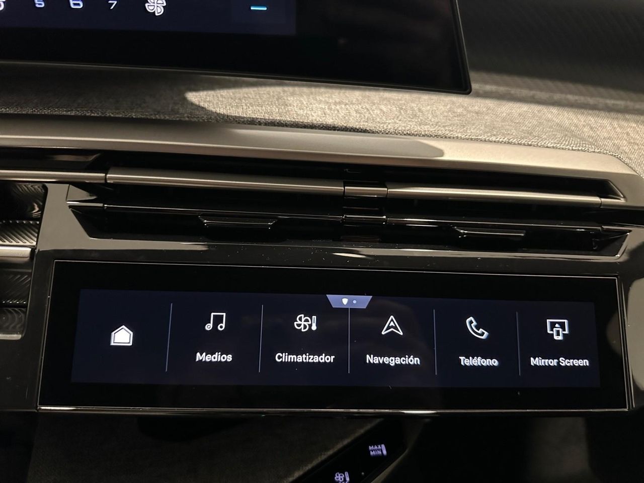 Peugeot 3008 N 1.2 MHEV 145 EDCS6 ALLURE GPS LL19 RADAR AR+C - foto 17