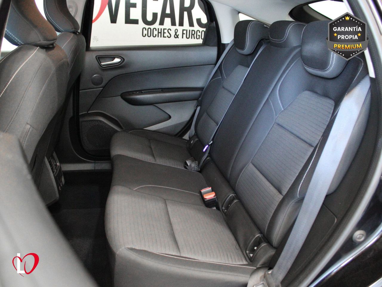 Renault Arkana 1.3 TCE EVOLUTION Hybrid 140 - Foto 25
