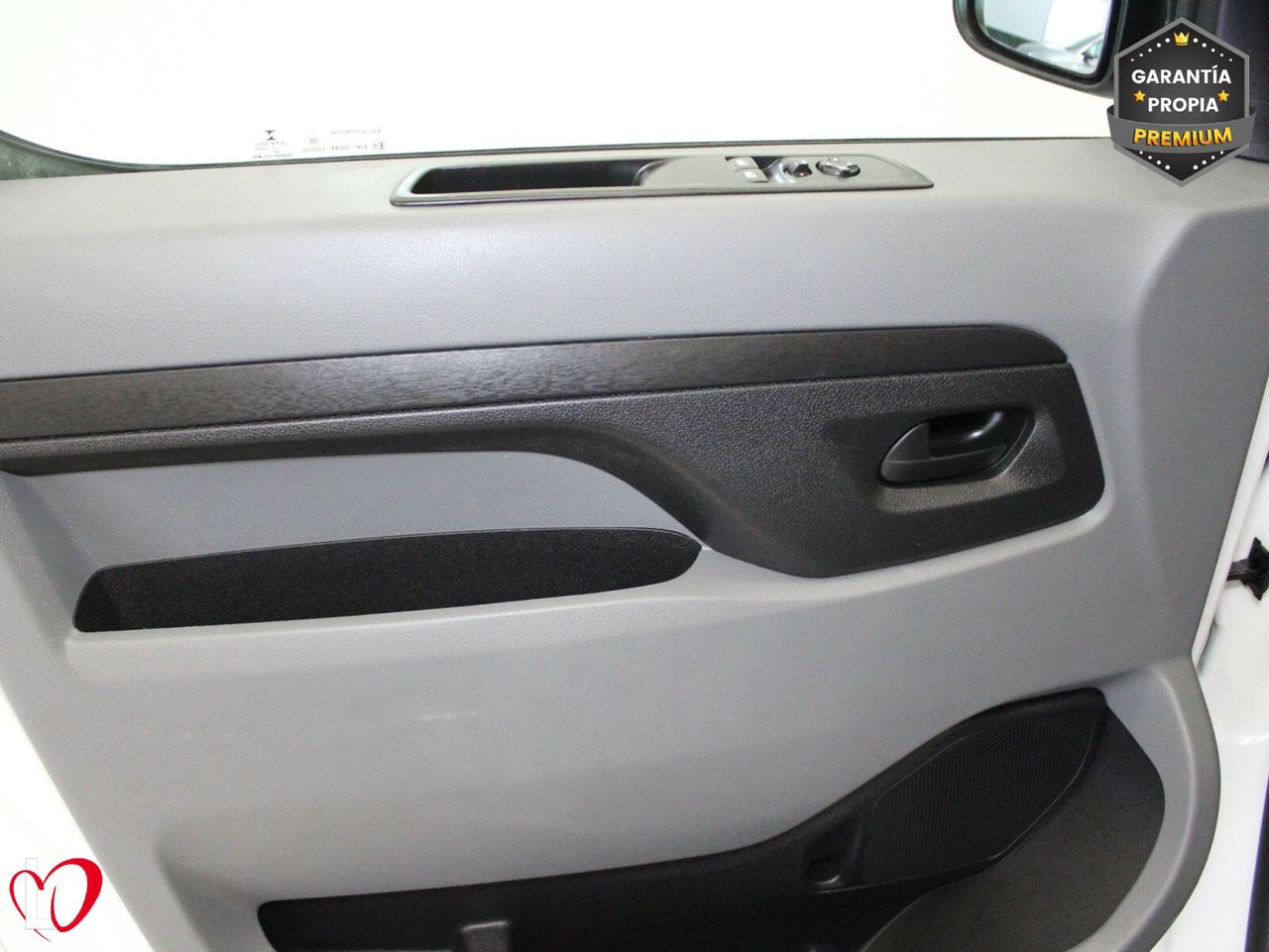 Peugeot Expert COMBI BlueHDi 120 S&S 6 Vel. MAN Standard - Foto 16