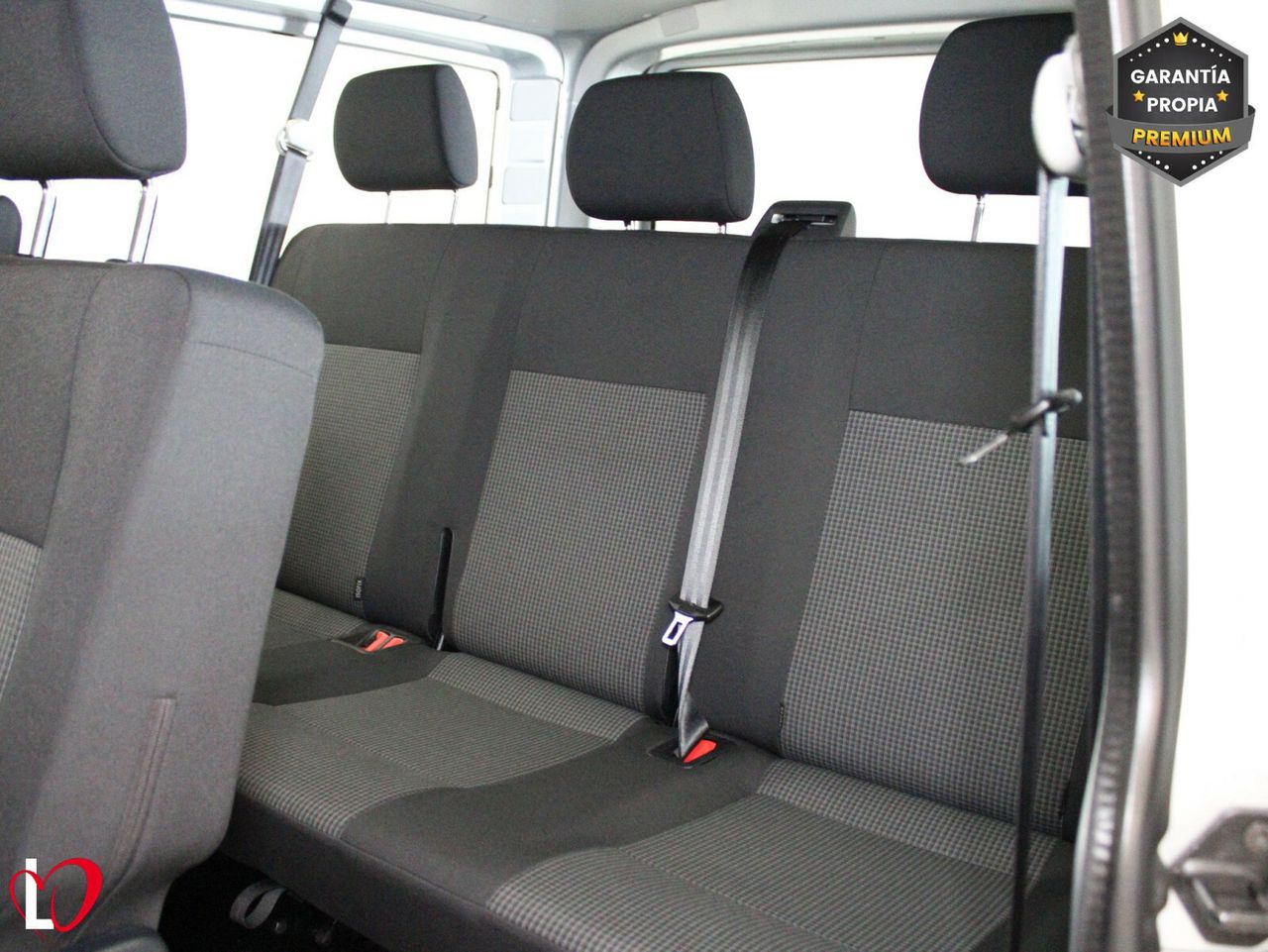 Volkswagen Transporter 2.0 TDI T6 COMBI 9 LARGA 110 - Foto 27