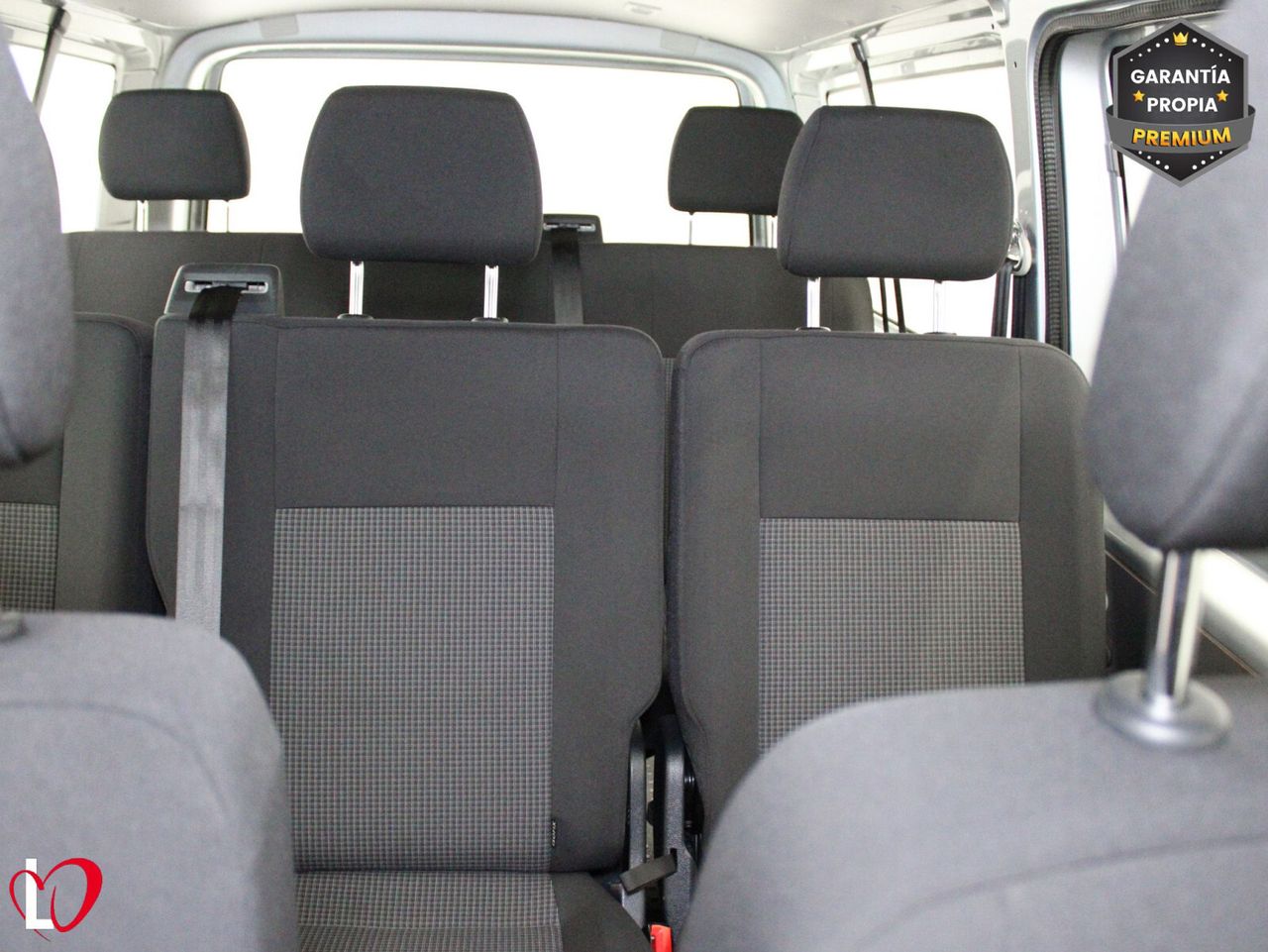 Volkswagen Transporter 2.0 TDI T6 COMBI 9 LARGA 110 - Foto 30