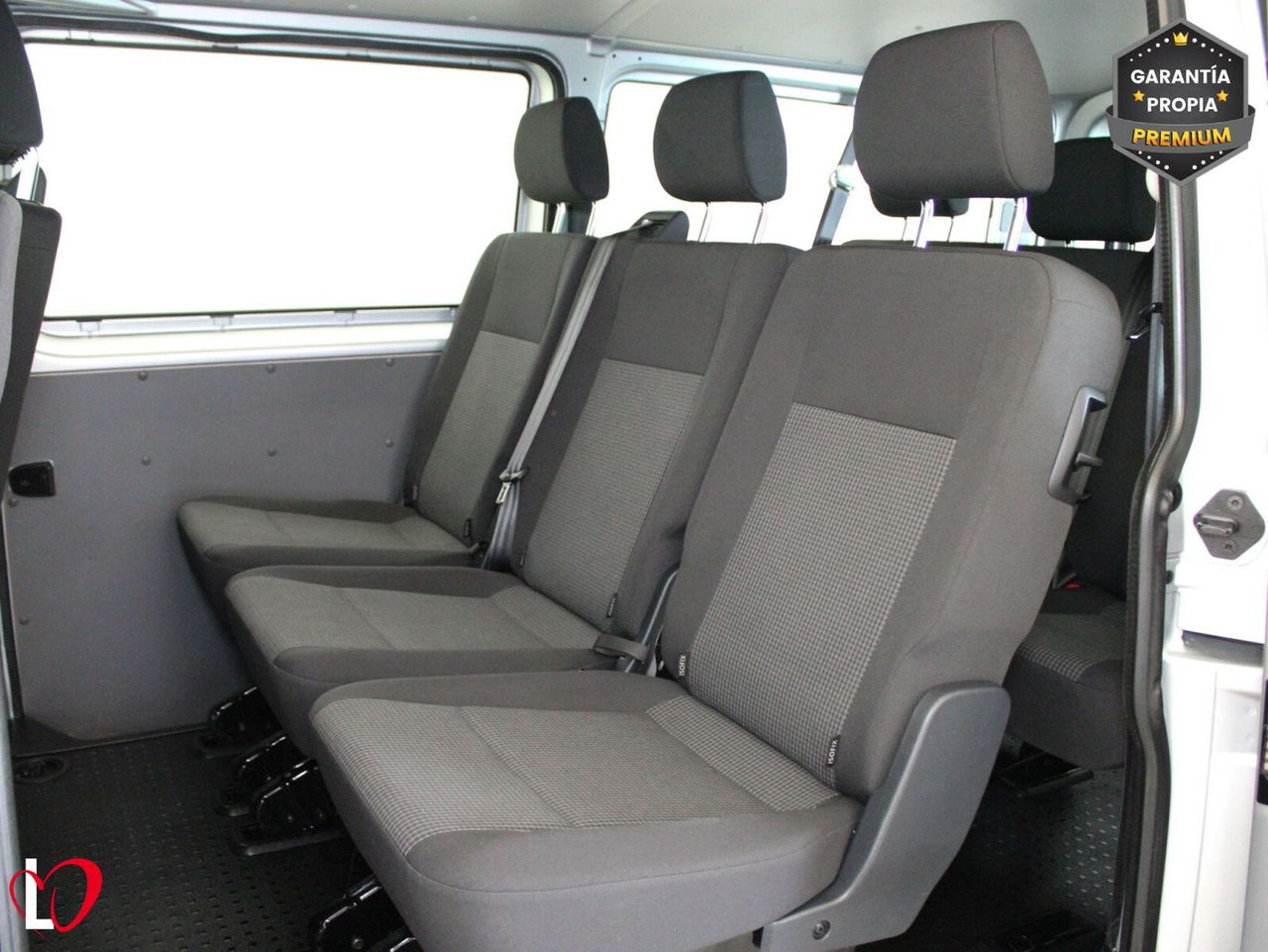 Volkswagen Transporter 2.0 TDI T6 COMBI 9 LARGA 110 - Foto 26