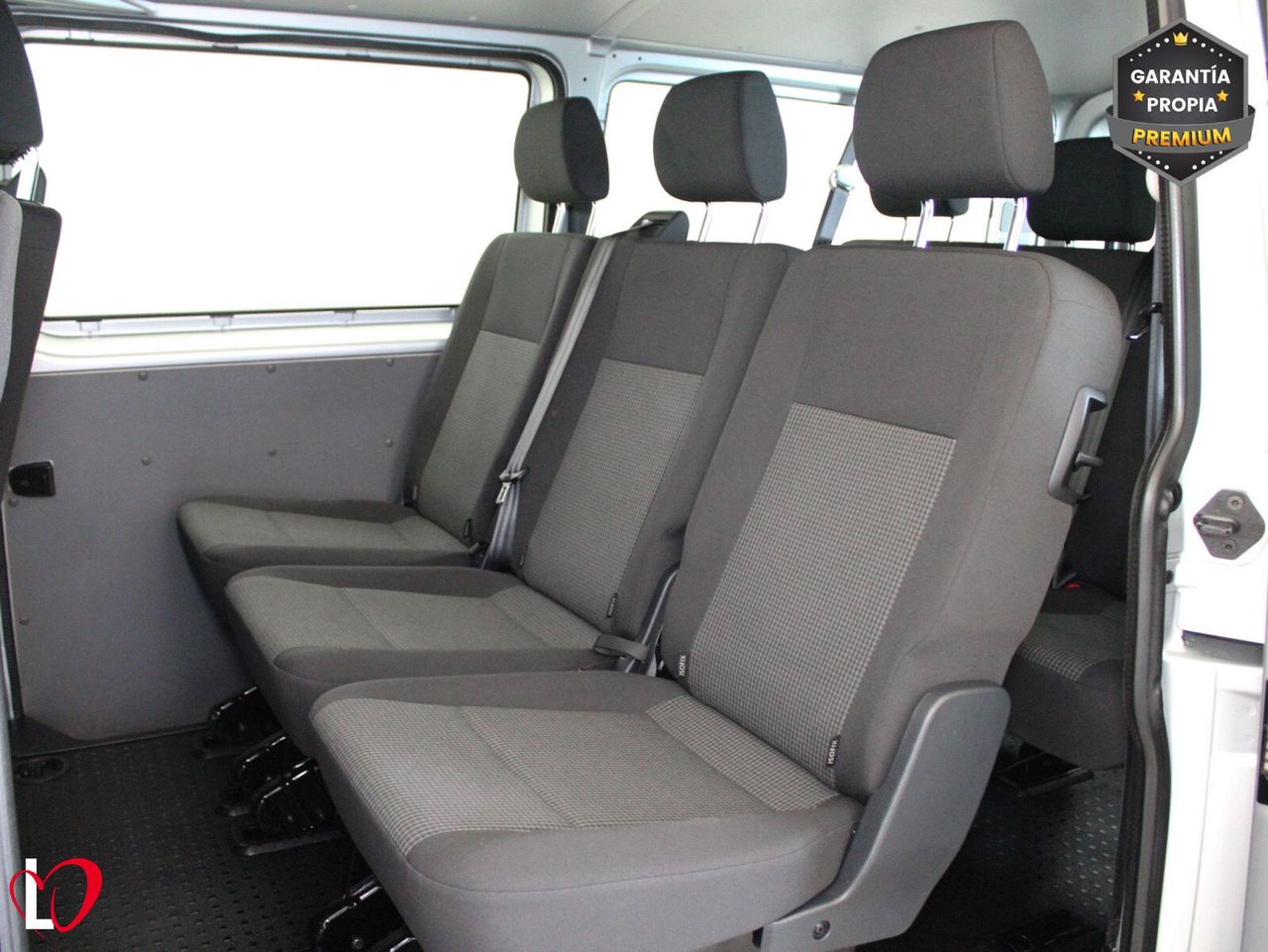 Volkswagen Transporter 2.0 TDI T6 COMBI 9 LARGA 110 - Foto 26