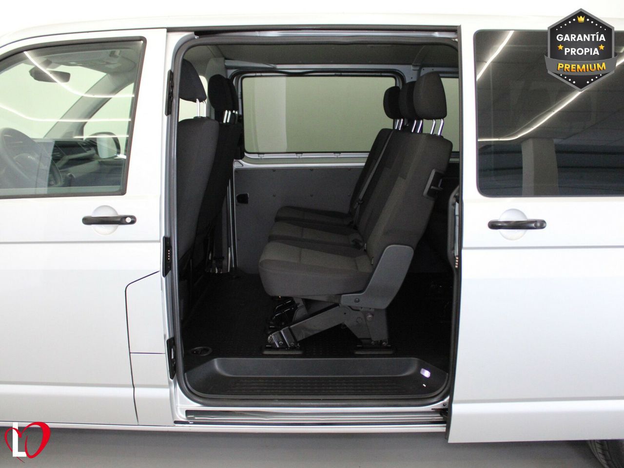 Volkswagen Transporter 2.0 TDI T6 COMBI 9 LARGA 110 - Foto 8