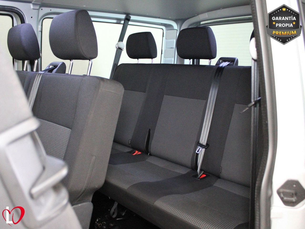 Volkswagen Transporter 2.0 TDI T6 COMBI 9 LARGA 110 - Foto 26