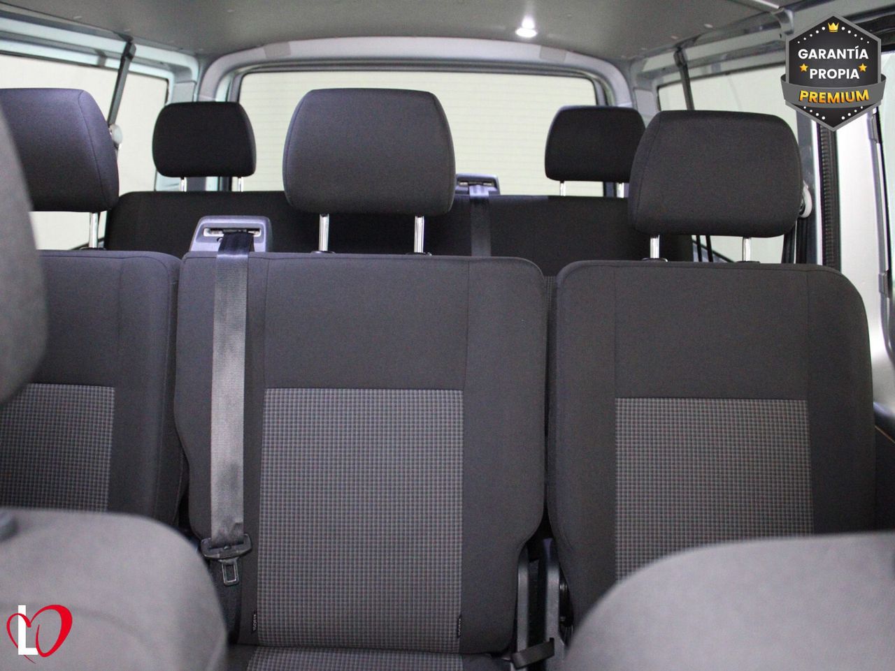 Volkswagen Transporter 2.0 TDI T6 COMBI 9 LARGA 110 - Foto 28