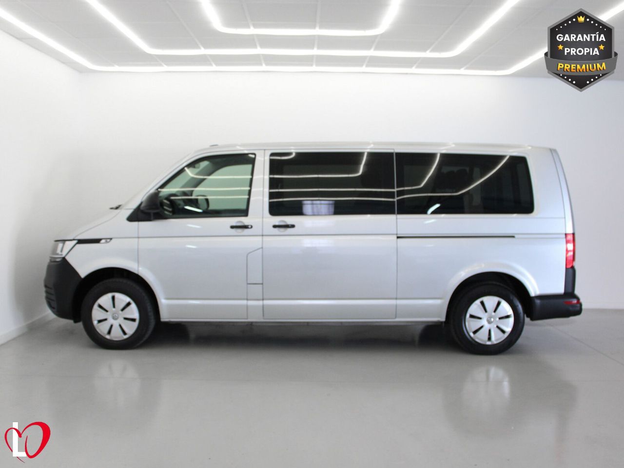 Volkswagen Transporter 2.0 TDI T6 COMBI 9 LARGA 110 - Foto 32