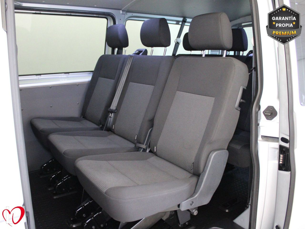 Volkswagen Transporter 2.0 TDI T6 COMBI 9 LARGA 110 - Foto 24