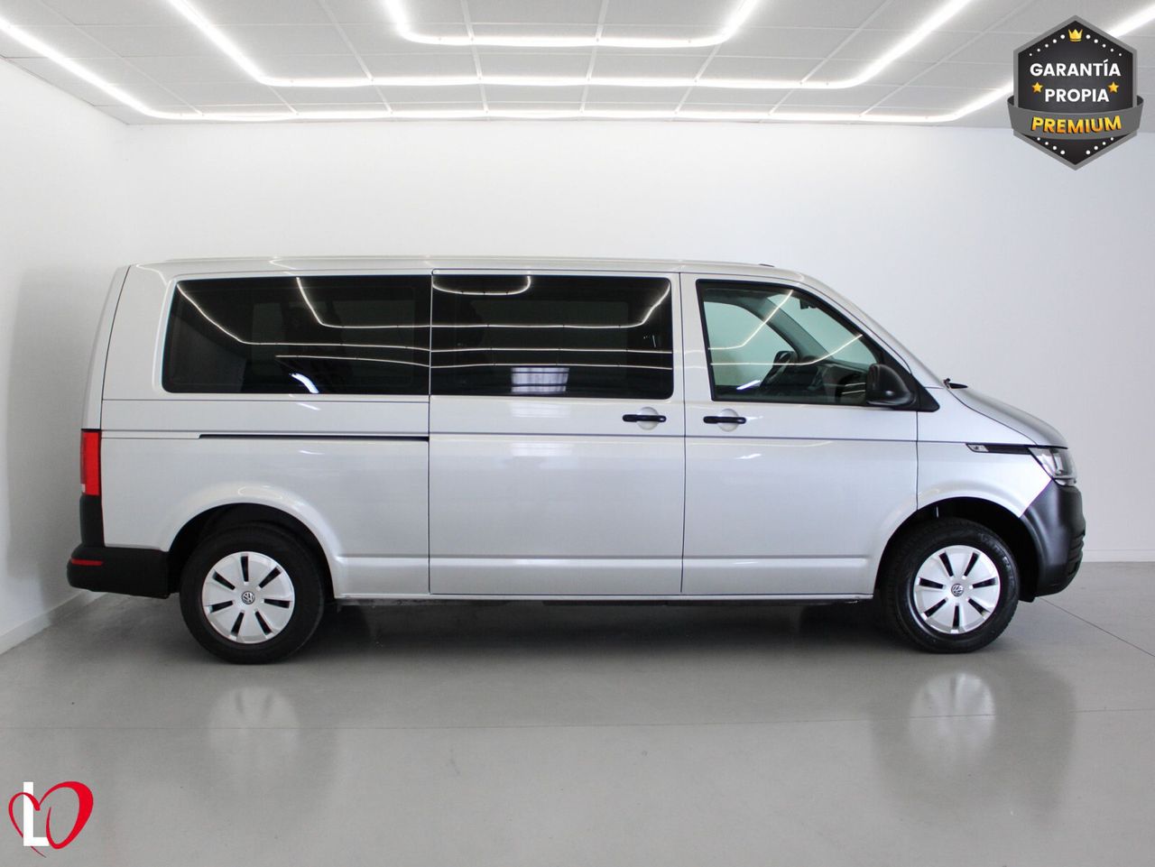 Volkswagen Transporter 2.0 TDI T6 COMBI 9 LARGA 110 - Foto 30
