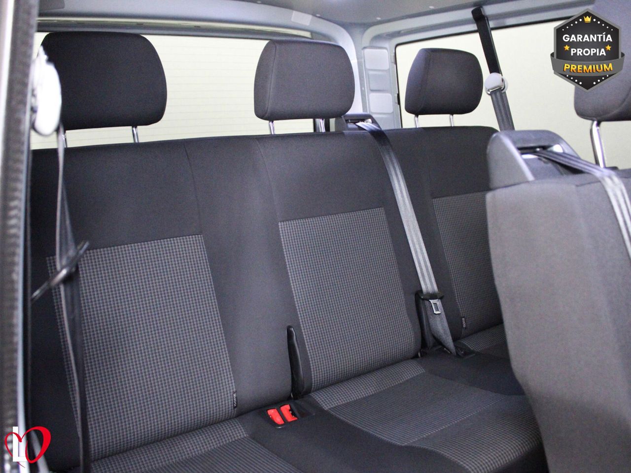 Volkswagen Transporter 2.0 TDI T6 COMBI 9 LARGA 110 - Foto 27