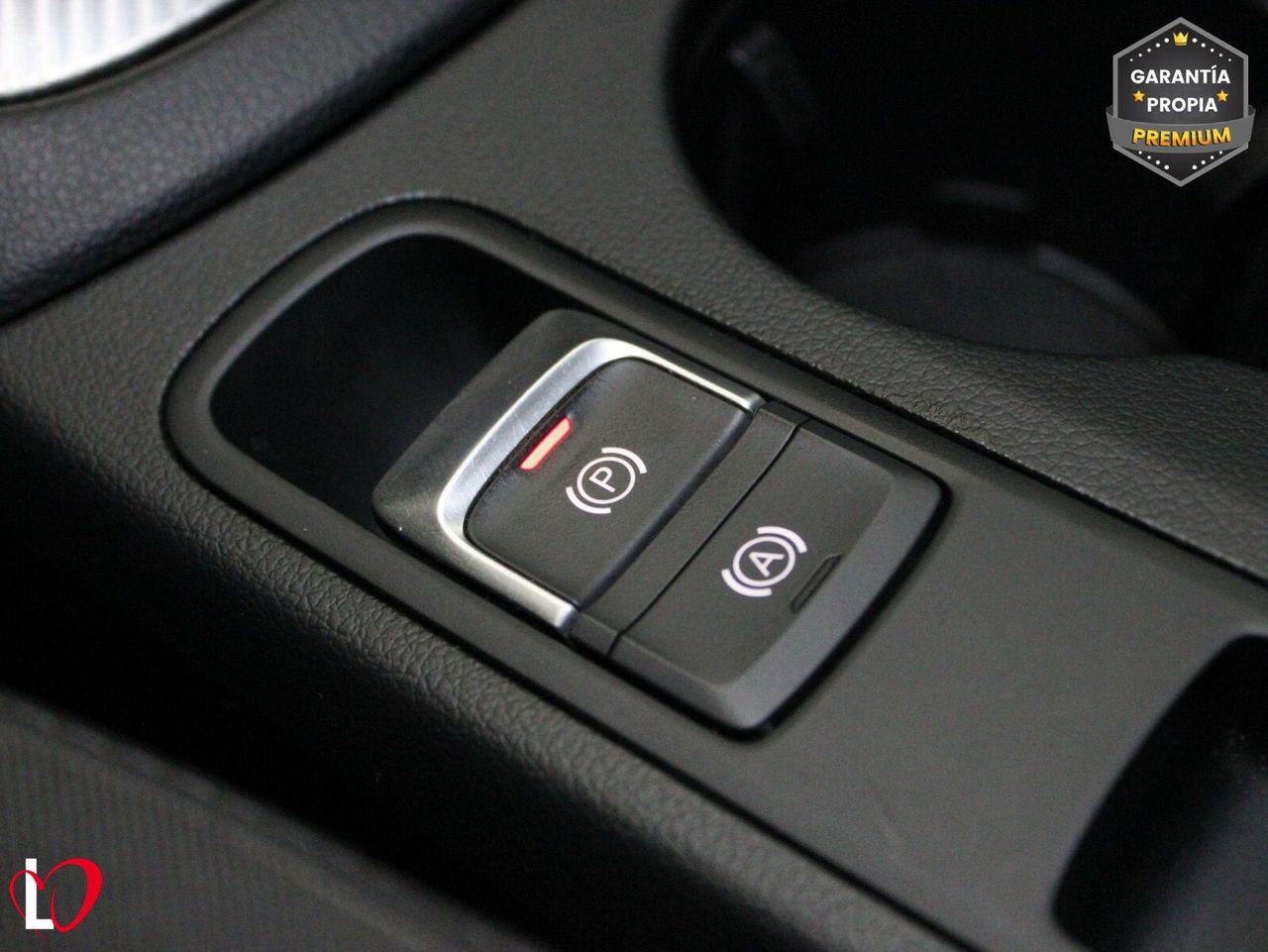 Audi Q3 Design ed 2.0 TDI 110kW (150CV) S tronic - Foto 44