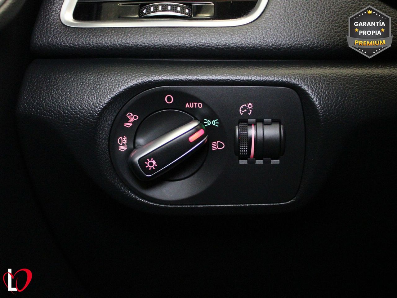 Audi Q3 Design ed 2.0 TDI 110kW (150CV) S tronic - Foto 36