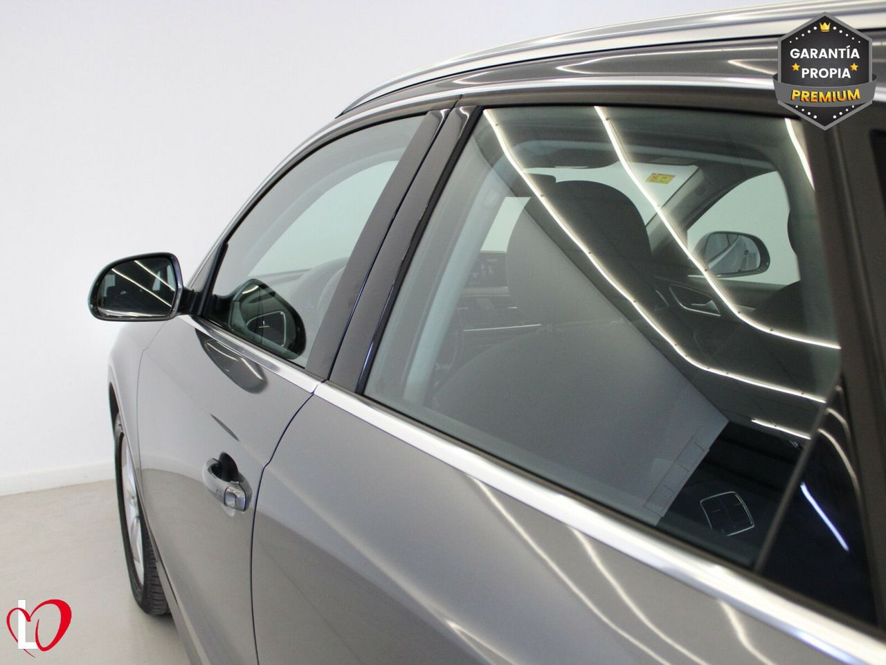 Audi Q3 Design ed 2.0 TDI 110kW (150CV) S tronic - Foto 30