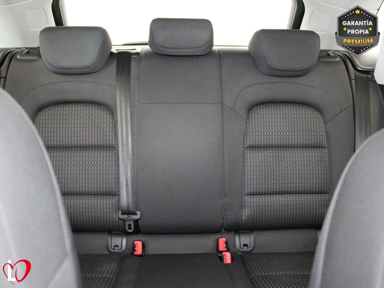Audi Q3 Design ed 2.0 TDI 110kW (150CV) S tronic - Foto 23