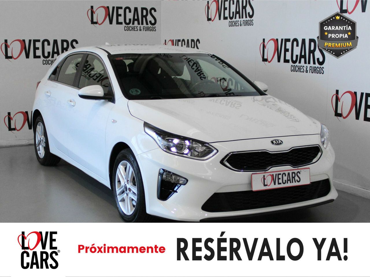 kia ceed 2021 /