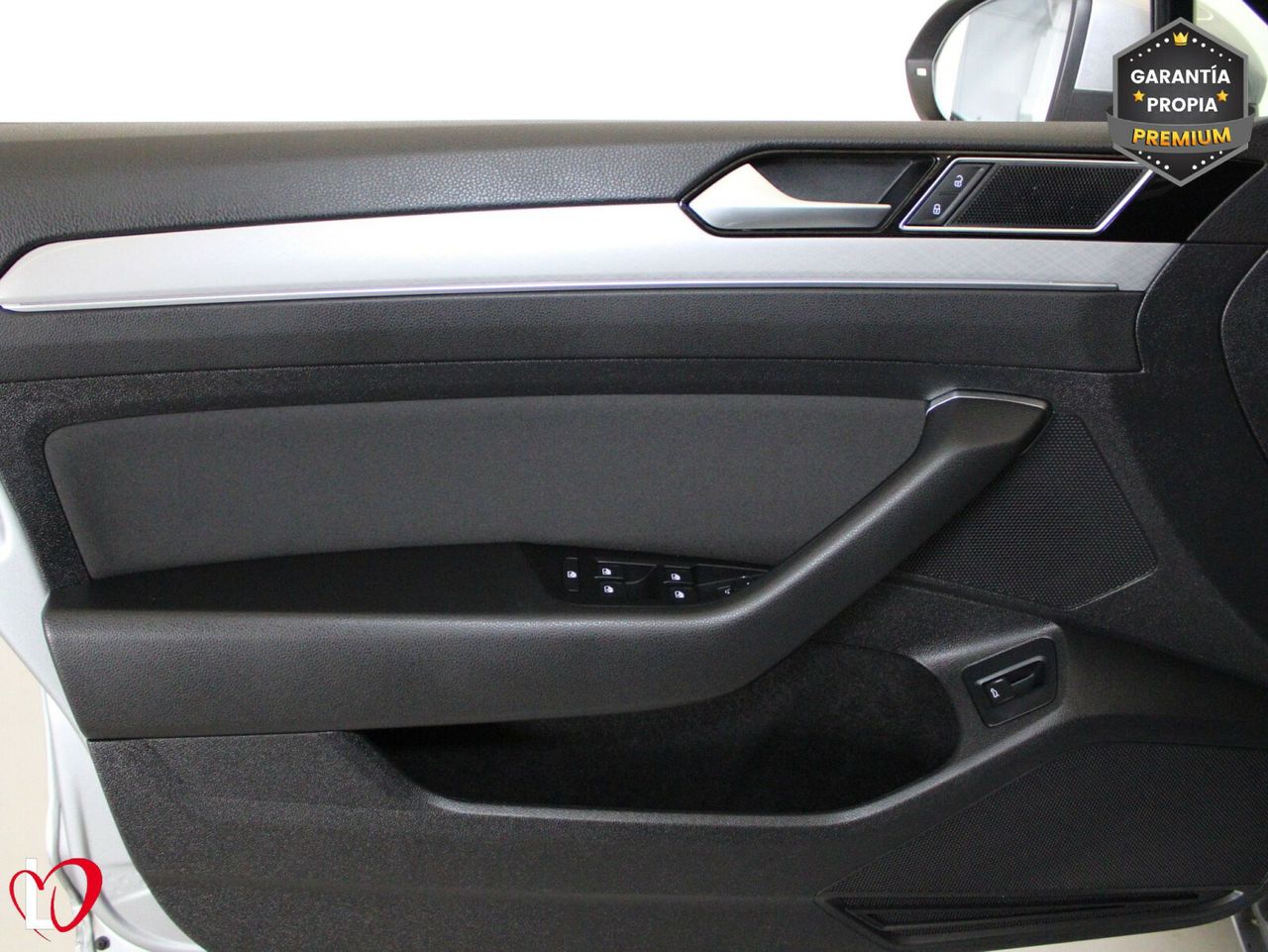 Volkswagen Passat Variant Executive 2.0 TDI 110kW DSG - foto 18