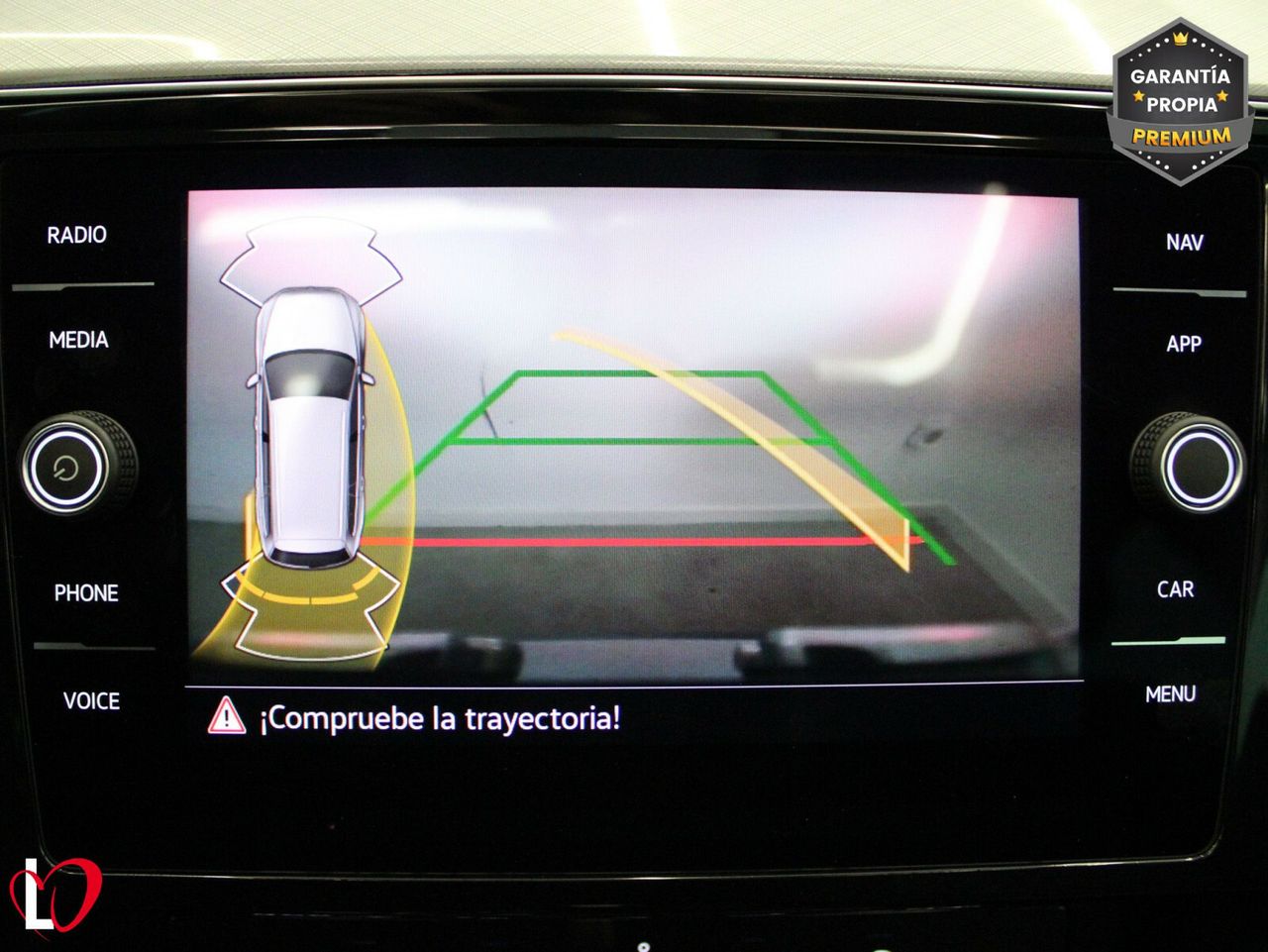 Volkswagen Passat Variant Executive 2.0 TDI 110kW DSG - foto 12