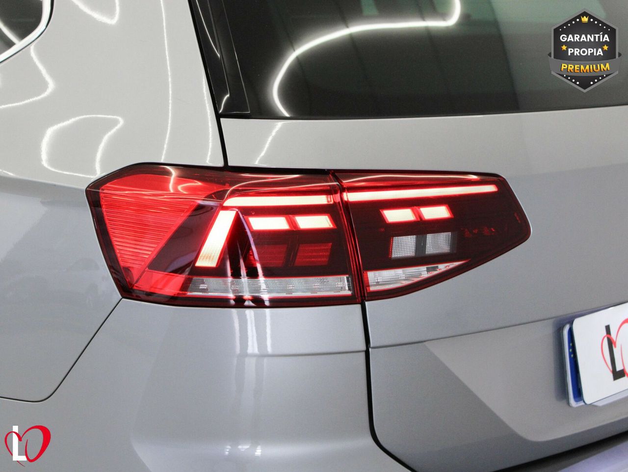 Volkswagen Passat Variant Executive 2.0 TDI 110kW DSG - foto 30