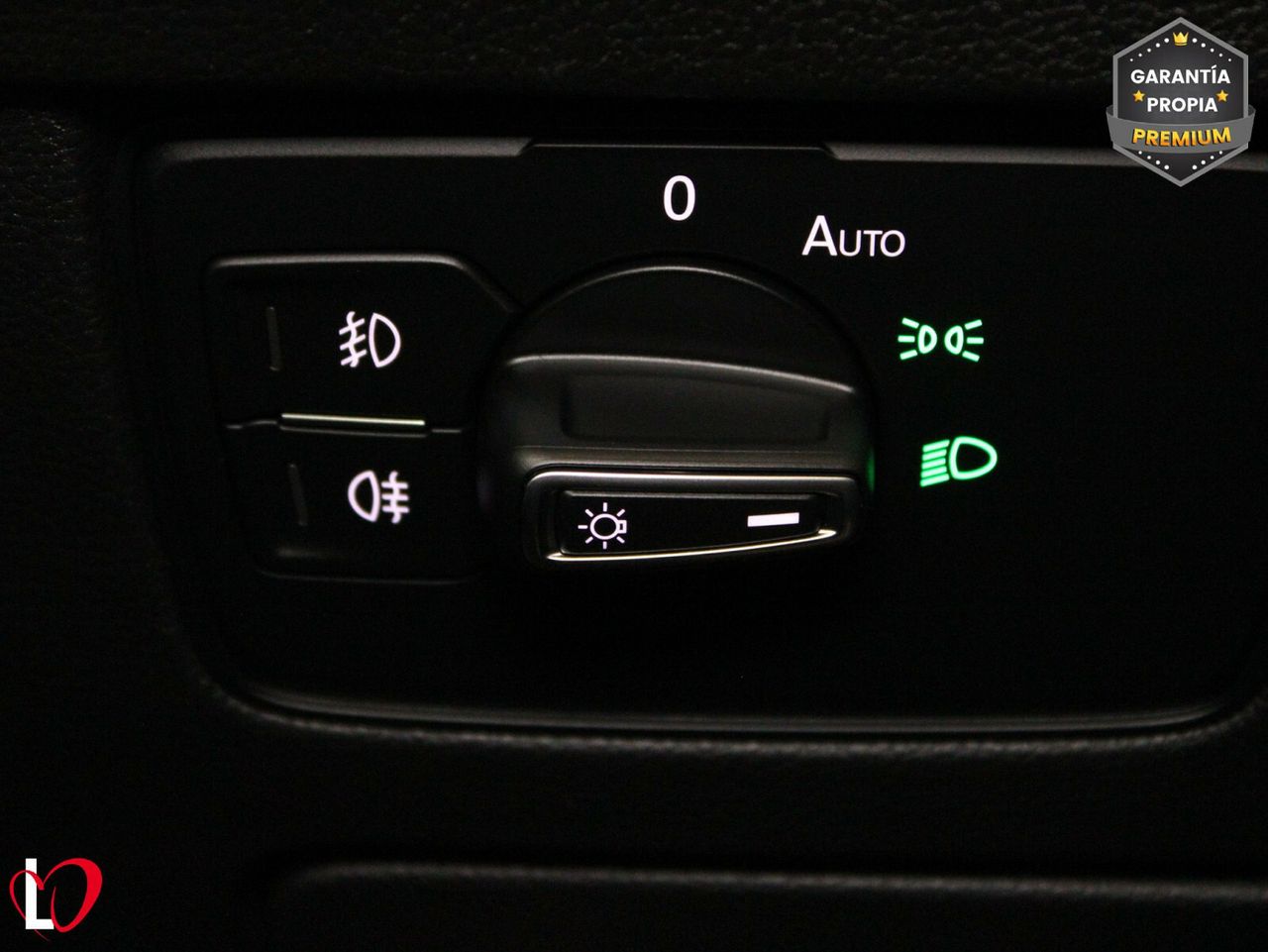 Volkswagen Passat Variant Executive 2.0 TDI 110kW DSG - foto 34