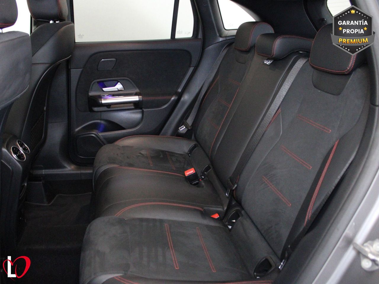Mercedes GLA GLA 200 D AMG LINE + PAQ PREMIUM - Foto 24