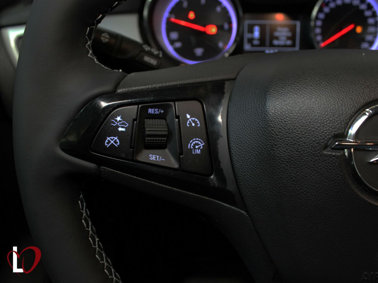 Opel Astra 1.5D DVC 77kW (105CV) GS Line - foto 38