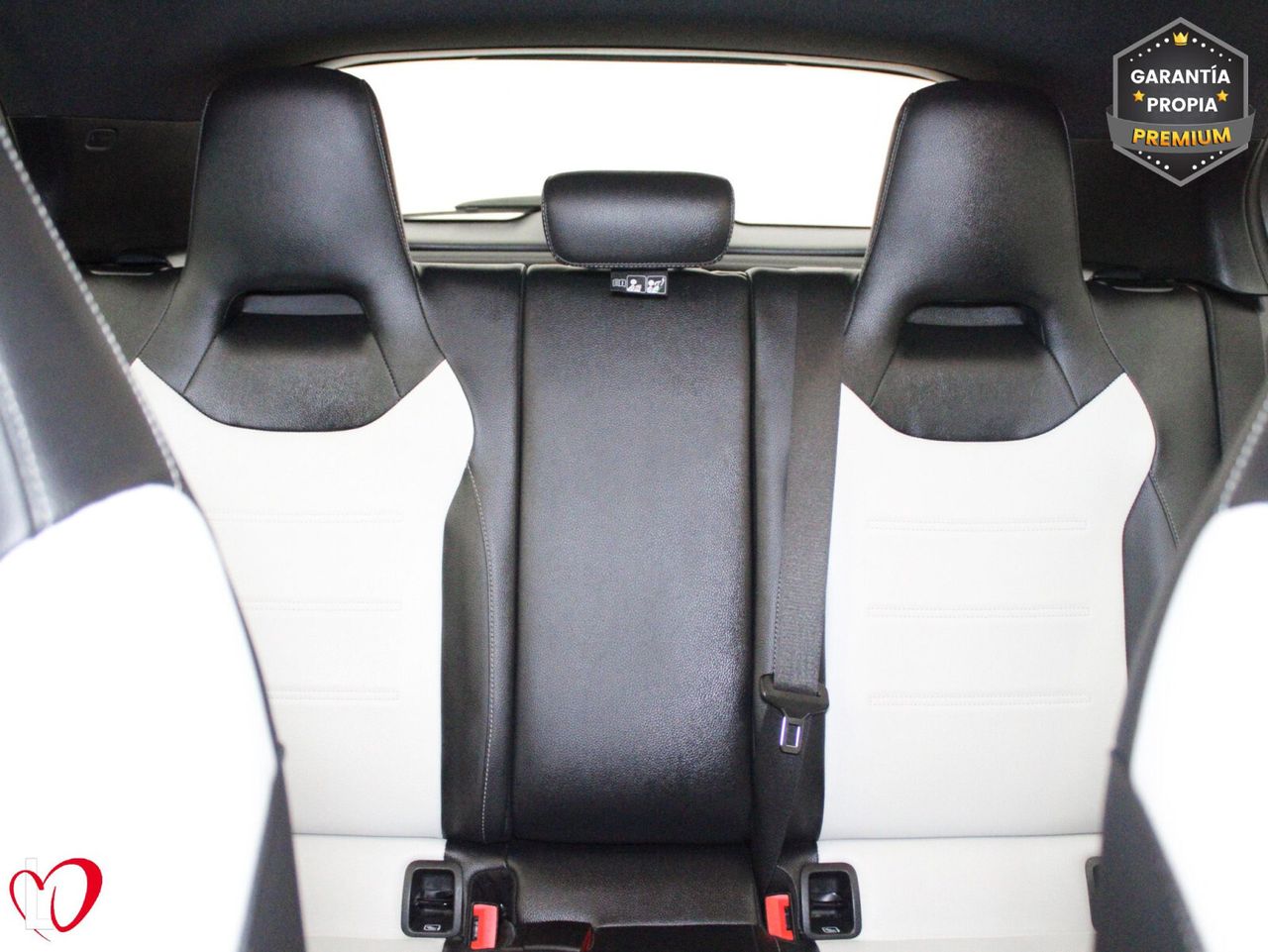 Mercedes Clase A 200 D AMG Line + PAQUETE ADVANTAGE 150 - Foto 25