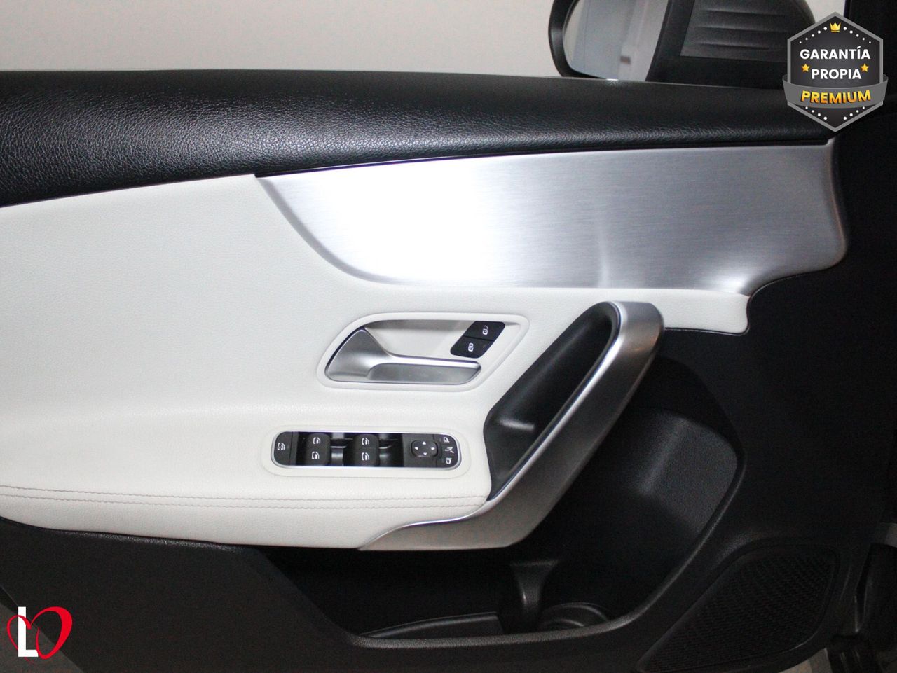 Mercedes Clase A 200 D AMG Line + PAQUETE ADVANTAGE 150 - Foto 16