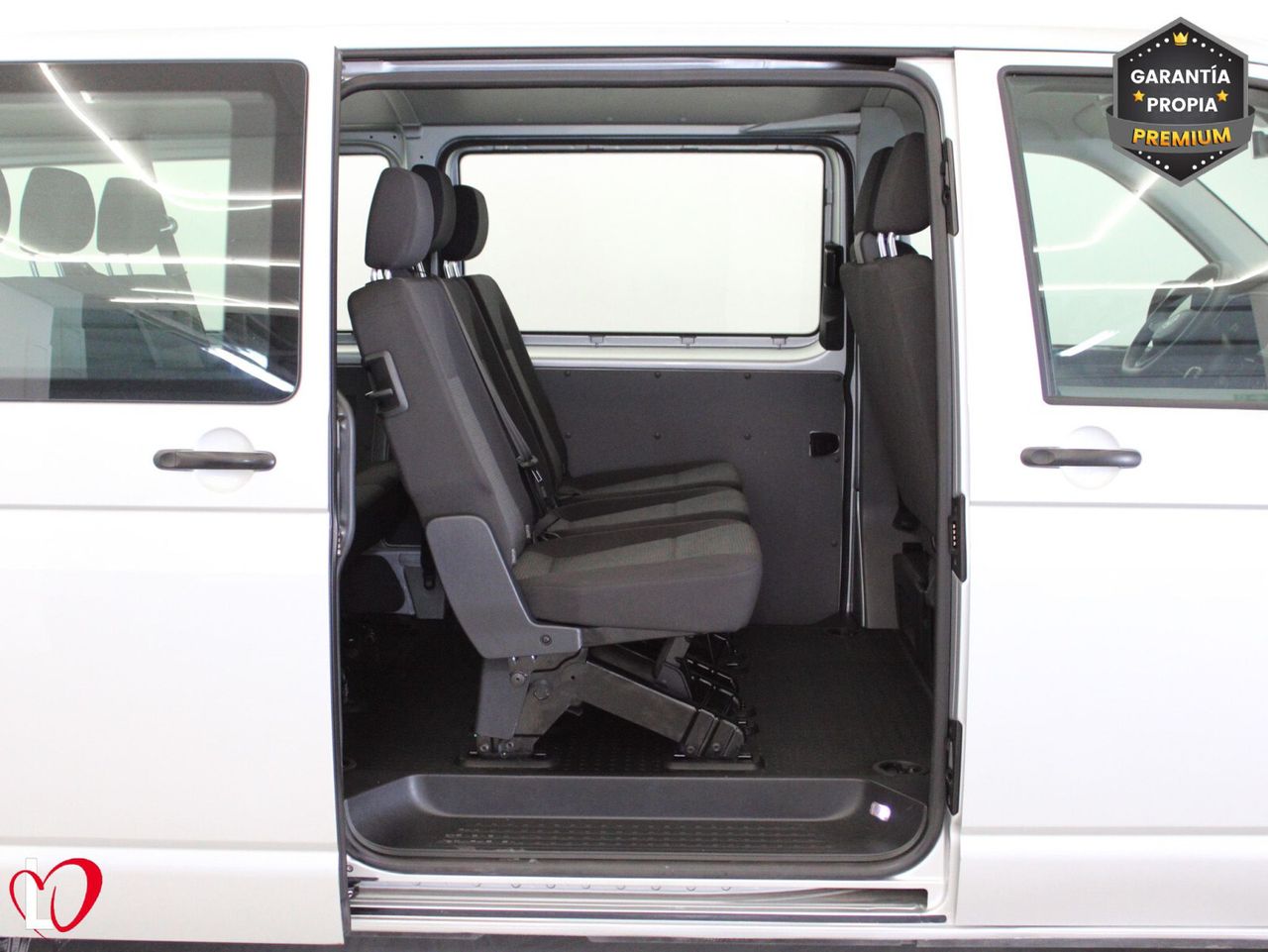 Volkswagen Transporter 2.0 TDI T6 COMBI 9 LARGA 110 - Foto 9