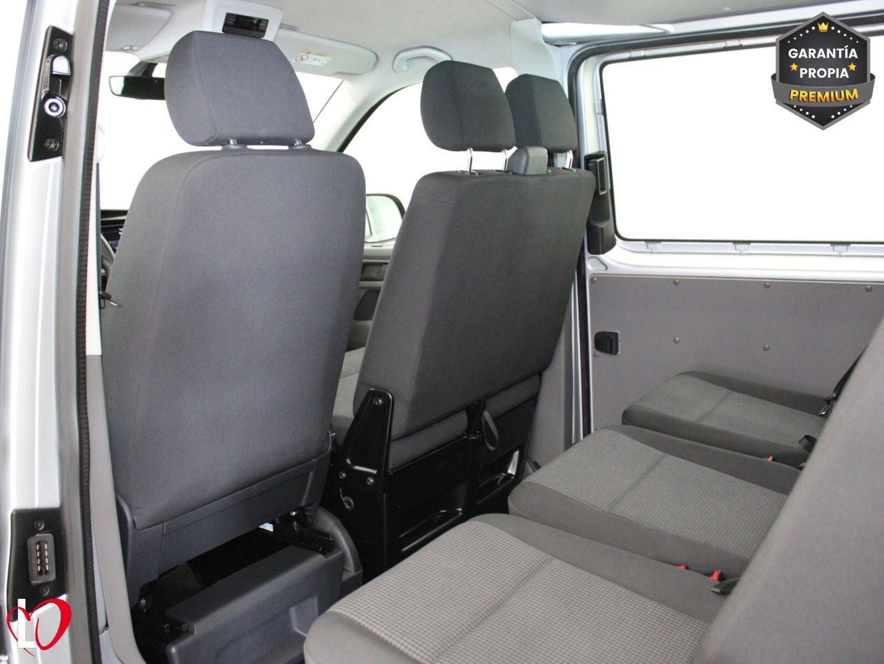 Volkswagen Transporter 2.0 TDI T6 COMBI 9 LARGA 110 - Foto 26