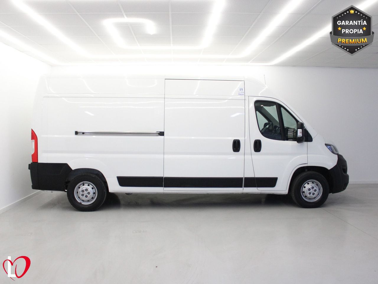 Peugeot Boxer FURGÓN 335 L3H2 BlueHDi 140 S&S ISOTERMO - Foto 28