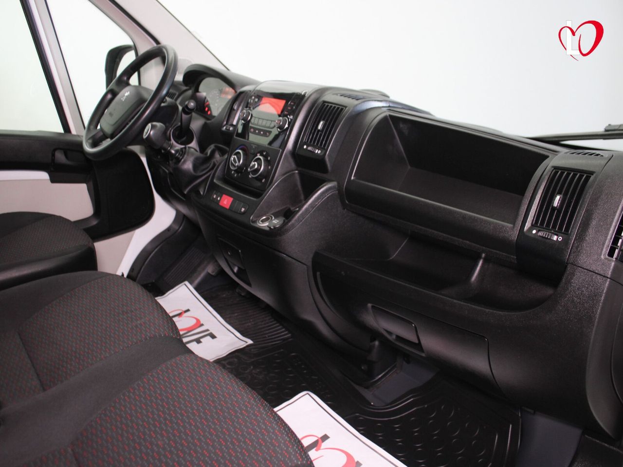 Peugeot Boxer 335 L2 H2 BlueHDi ISOTERMO + EQUIPO FRIO 130 (0 GRADOS) - Foto 23