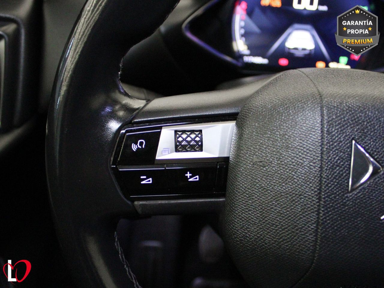DS DS 3 BlueHDi 81 kW Manual CHIC - Foto 41