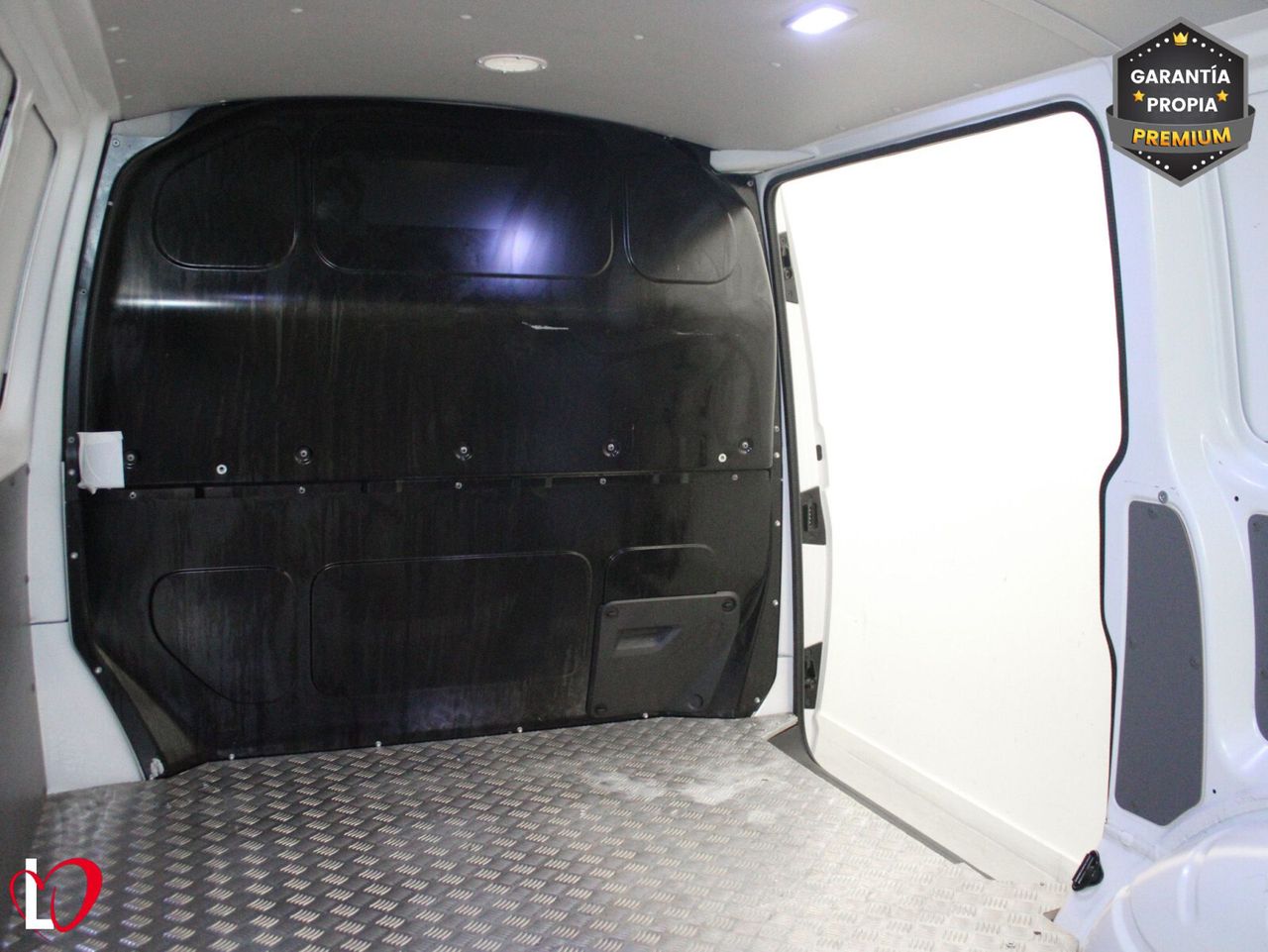 Volkswagen Transporter 2.0 TDI FURGON L1 H1 110 - Foto 26