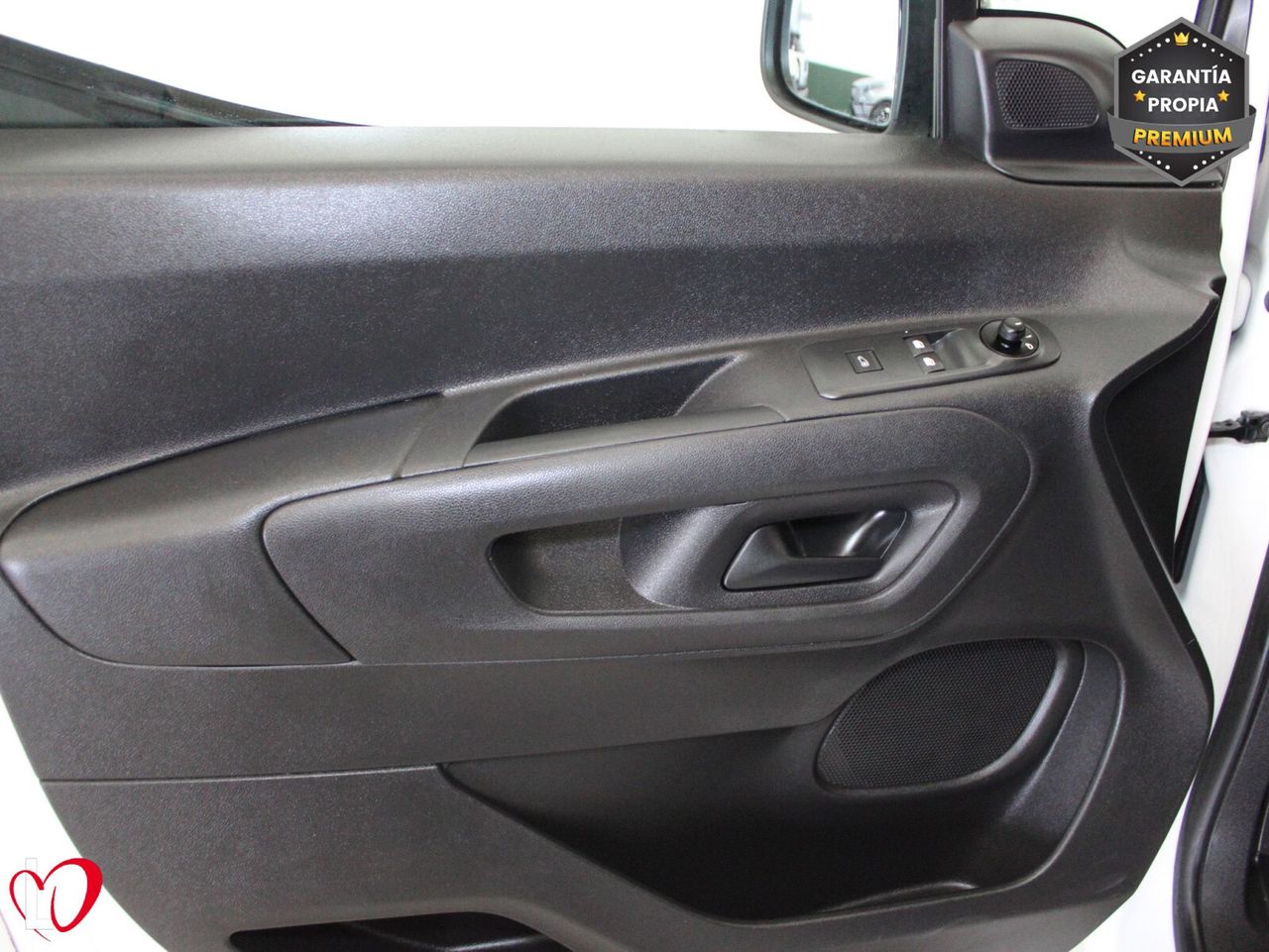Peugeot Partner Pro STANDARD BlueHDi 100 S&S 6 Vel - Foto 18