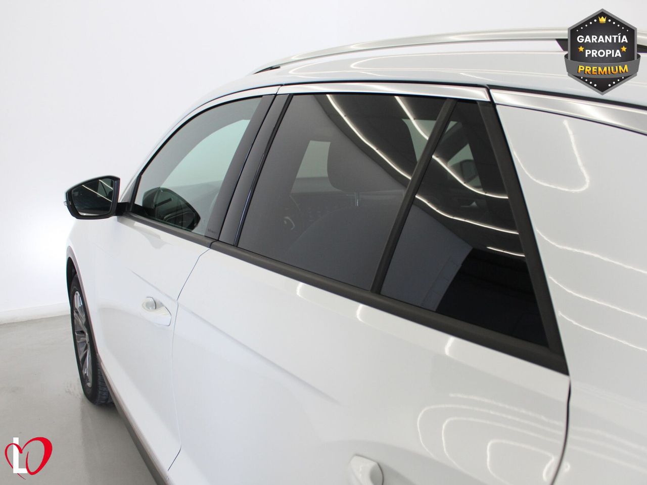 Volkswagen T-Roc 2.0 TDI DSG 4 MOTION SPORT 150 - Foto 35