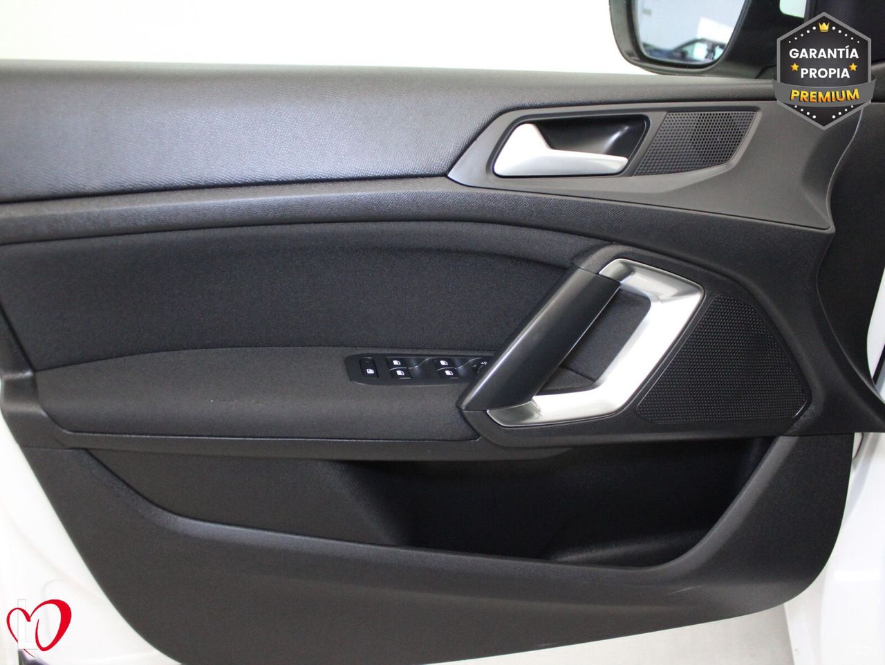Peugeot 308 5P Active Pack BlueHDi 100 S&S - Foto 15