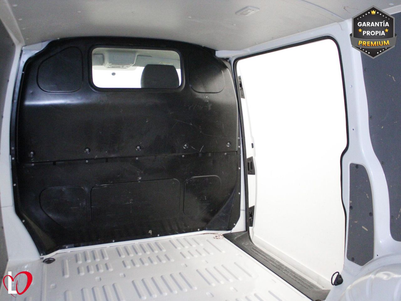 Volkswagen Transporter 2.0 TDI BMT FURGÓN CERRADO 150 - Foto 23