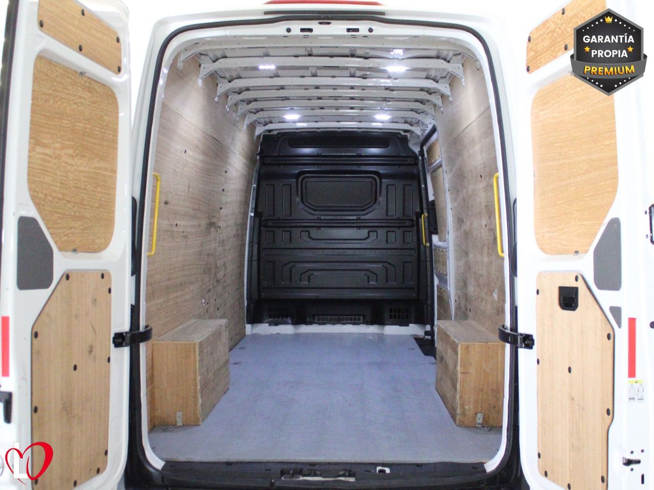 Volkswagen Crafter 2.0 TDI FURGON L4 H3 140 - Foto 10
