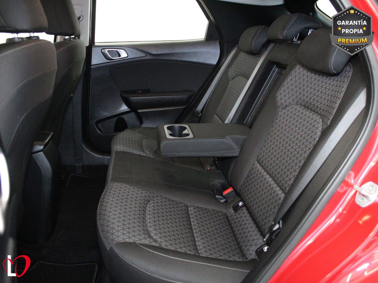 Kia XCeed 1.6 MHEV iMT Drive 100kW (136CV) - Foto 24