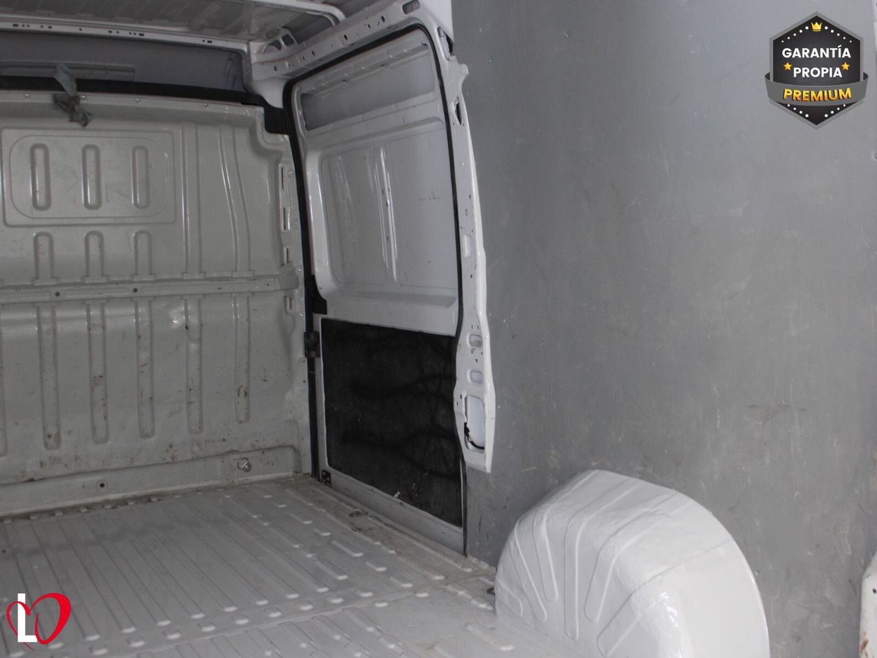Fiat Ducato 2.2 MJT 35 L2 H2 FURGÓN CERRADO 140 - Foto 25