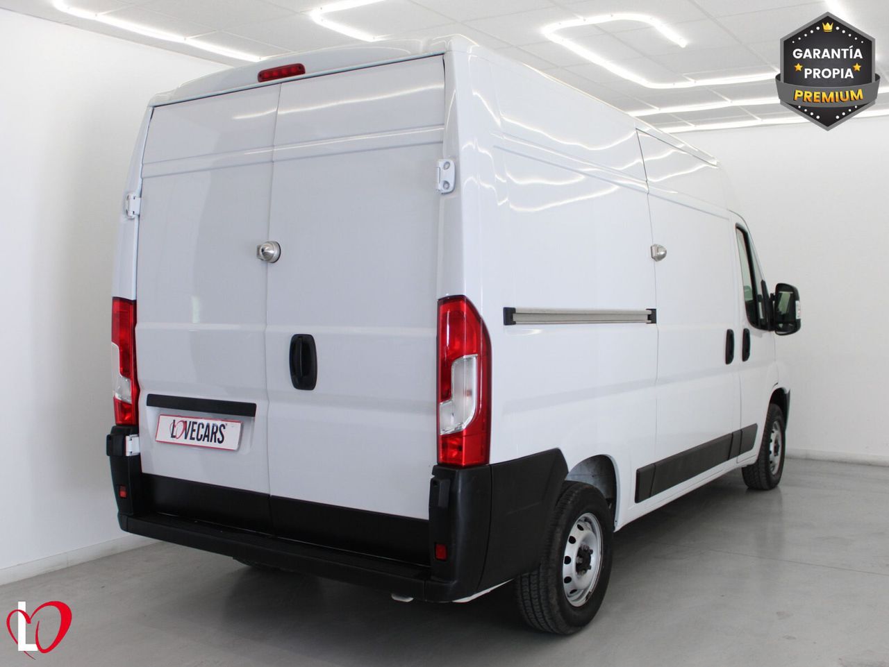 Fiat Ducato 2.2 MJT 35 L2 H2 FURGÓN CERRADO 140 - Foto 6