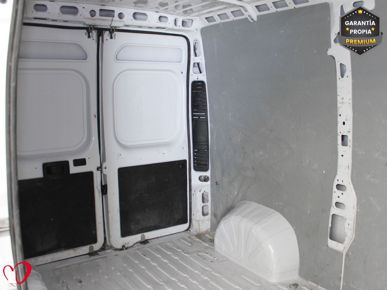 Fiat Ducato 2.2 MJT 35 L2 H2 FURGÓN CERRADO 140 - Foto 9
