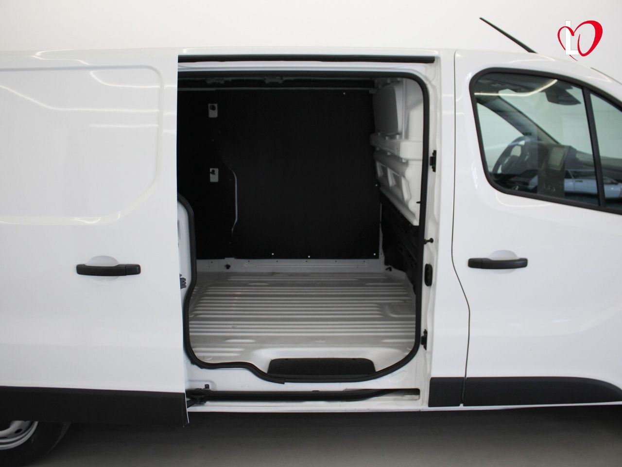 Renault Trafic 2.0 DCI FURGON L2 3T GPS 130 - Foto 9
