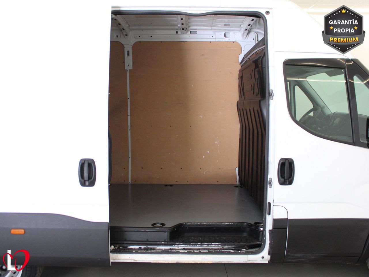 Iveco Daily 2.3 TD 35S H2 12M3 156 - Foto 8