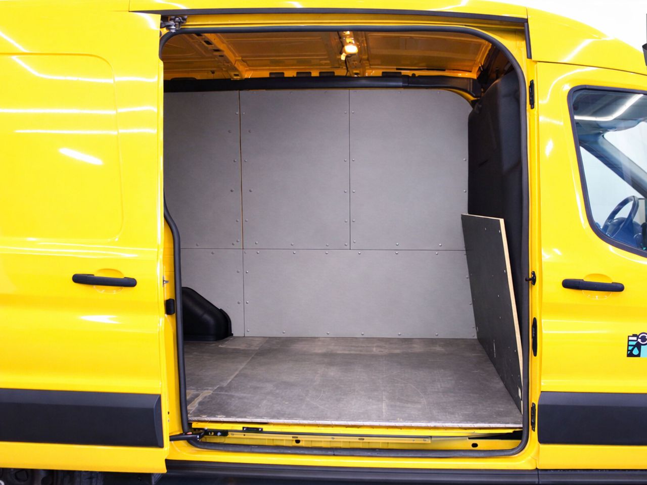 Ford Transit T350 MHEV FG. L2 H2 HIBRID 130 - Foto 8