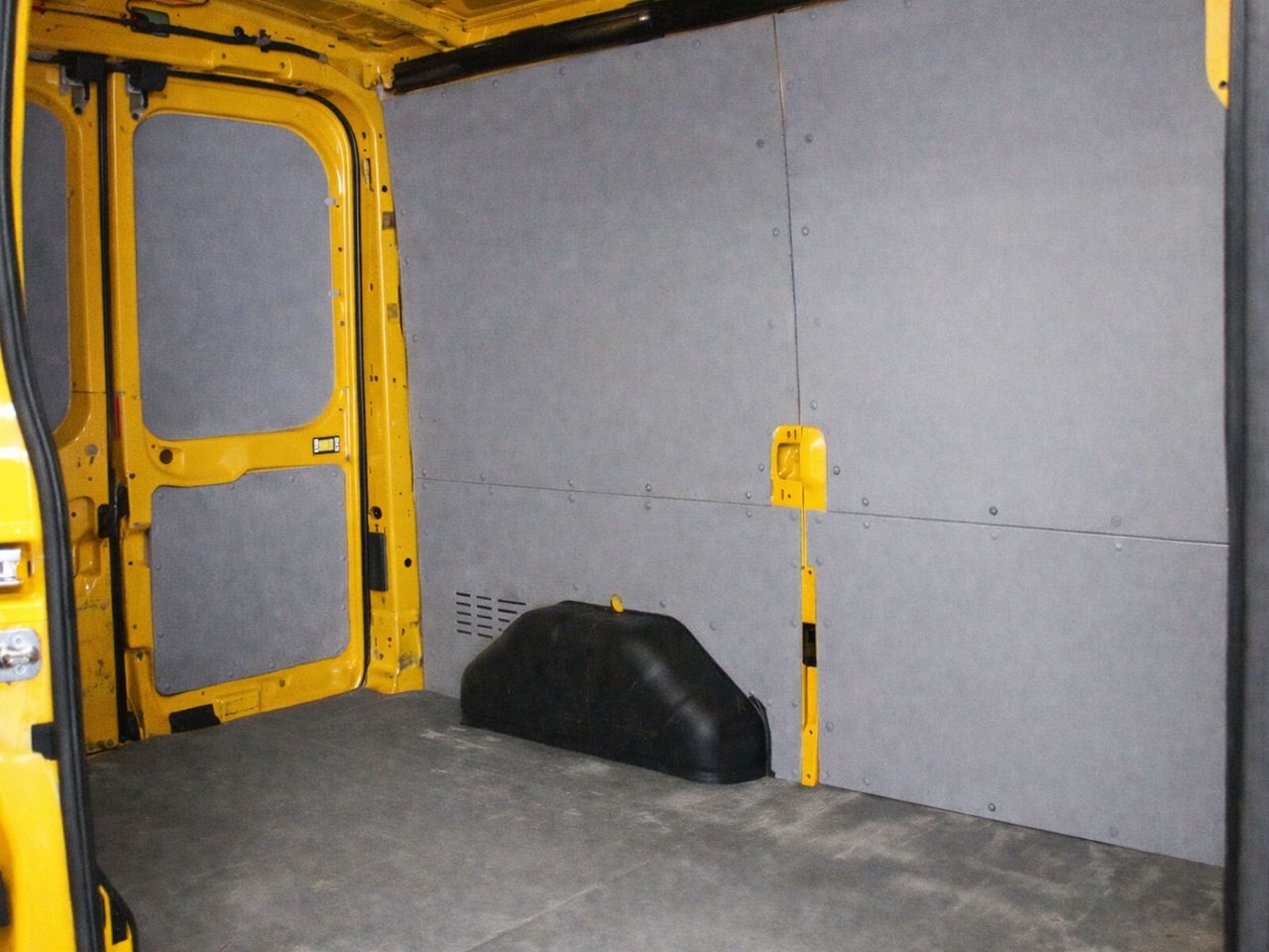 Ford Transit T350 MHEV FG. L2 H2 HIBRID 130 - Foto 9