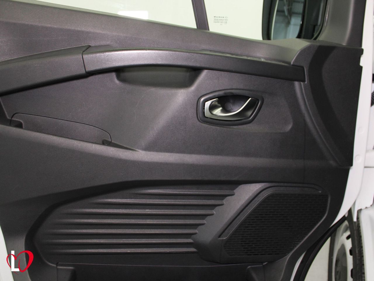 Renault Trafic 2.0 DCI FURGON L2 3T GPS 130 - Foto 17