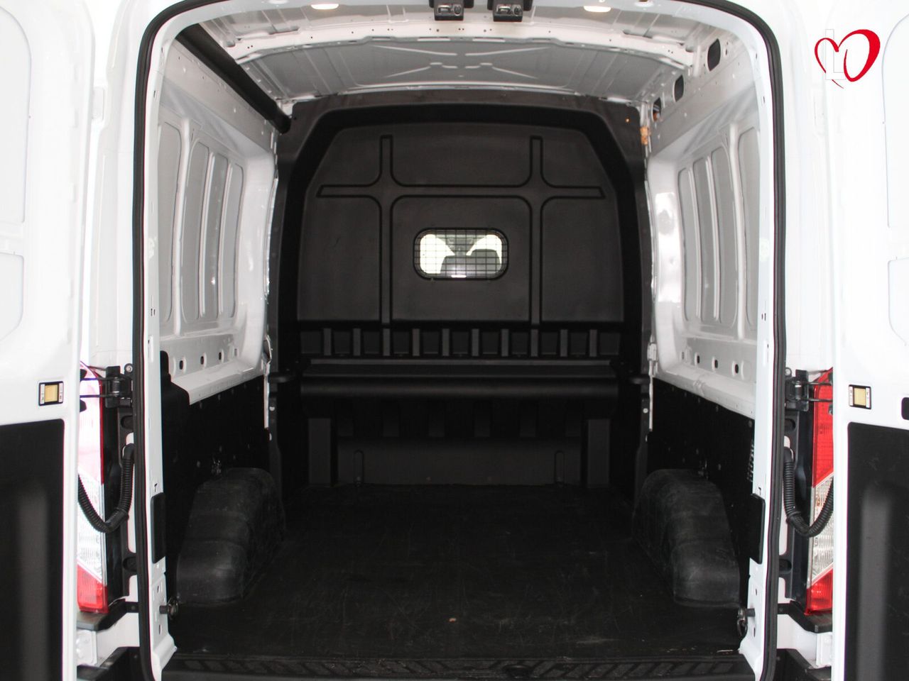 Ford Transit 2.0 TDCI L3 H2 330 COMBI 6 130 - Foto 10